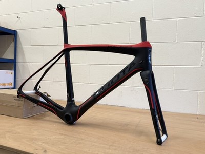 Kit Cadre Vélo Kuota K-Uno – Carbone, Taille M, Fourche, Tige Selle Et Casque Inclus
