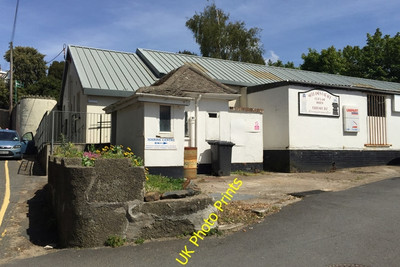 Foto 6x4 Instow Parish Hall (Rifle Hall) hinter Mollands Garage, Kai L c2015