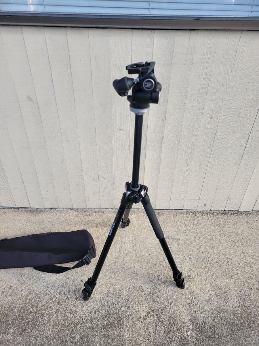 Manfrotto Professional Tripod 290 MT294A3 w/ Ball Head Manfrotto Professional Tripod 290 MT294A3 w/ Ball Head
