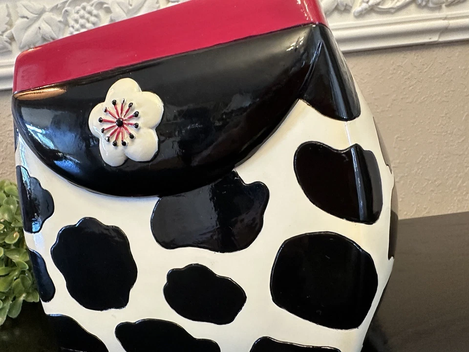 Jane Kitching Tissue Holder Pink , Black, And White Cow Print 🌸 - Image 2 of 4