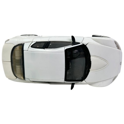 Transformers Alternators Meister Jazz Mazda RX-8 Action Figure White 2004 Hasbro - Picture 5 of 6