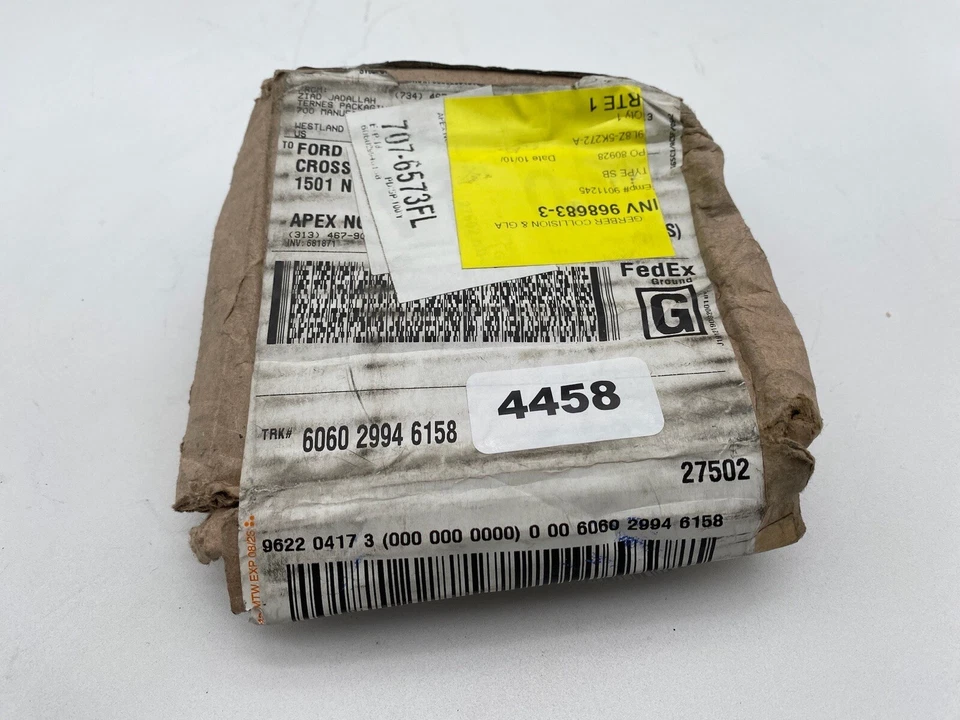 Abrazadera de escape Escape Ford OEM 2010-2013 Transit Connect 2009-2012 9L8Z-5K272-A Foto 3 de 3