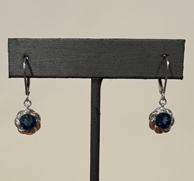 Rundschliff London Blautopas Sterlingsilber Ohrhänger 3,1 g.  1,2 ctw
