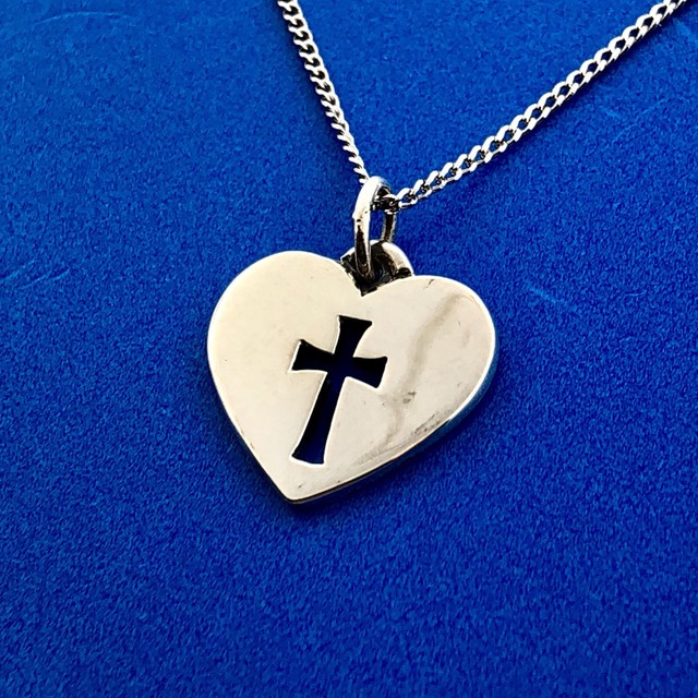 James Avery 925 Sterling Silver Crosslet Heart Religious Charm Pendant