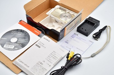  [Exzellent + 5 in Box] SONY Cyber Shot DSC-W570 Gold Digitalkamera nur...