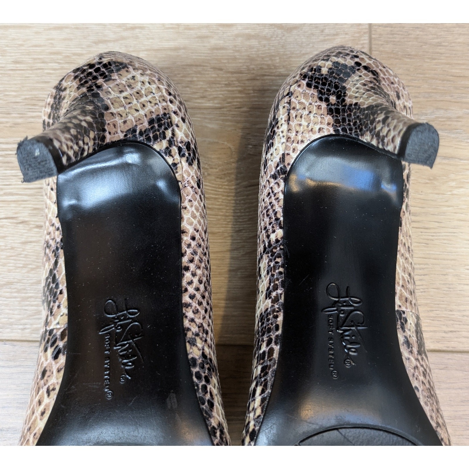 Life Stride Sevyn Pump Heels 8.5 Tan Brown Faux Snakeskin 3" Elegant Comfort