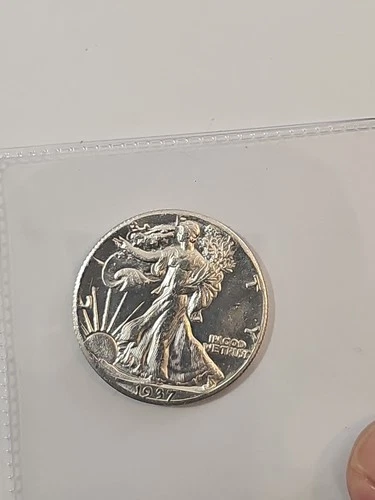1937 WALKING LIBERTY HALF DOLLAR!!!!IN PROOF LIKE CONDITION....LOOK!!LOW START!!