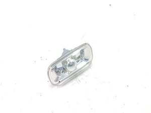 VW BORA Variant 1J6 Kotflügelblinker vorne rechts 8E0949127 1.90 27162089