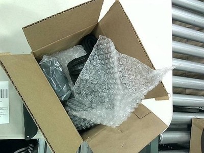 Canon EOS Rebel T7 w/ 18-55mm Lens Kit   Open-Box, box replaced