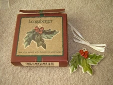 2001 LONGABERGER Christmas holly tie-on ceramic  #30602 NOS