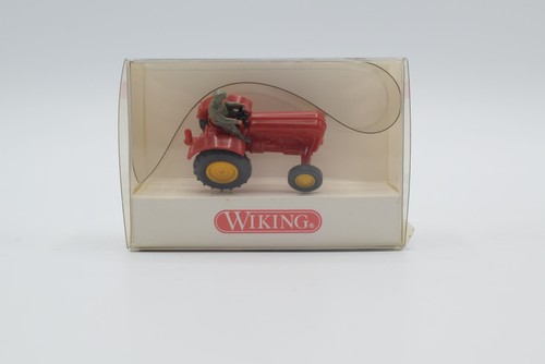 Wiking H0 8780121 Porsche tractor con conductor, rojo | Zustand: Gebraucht