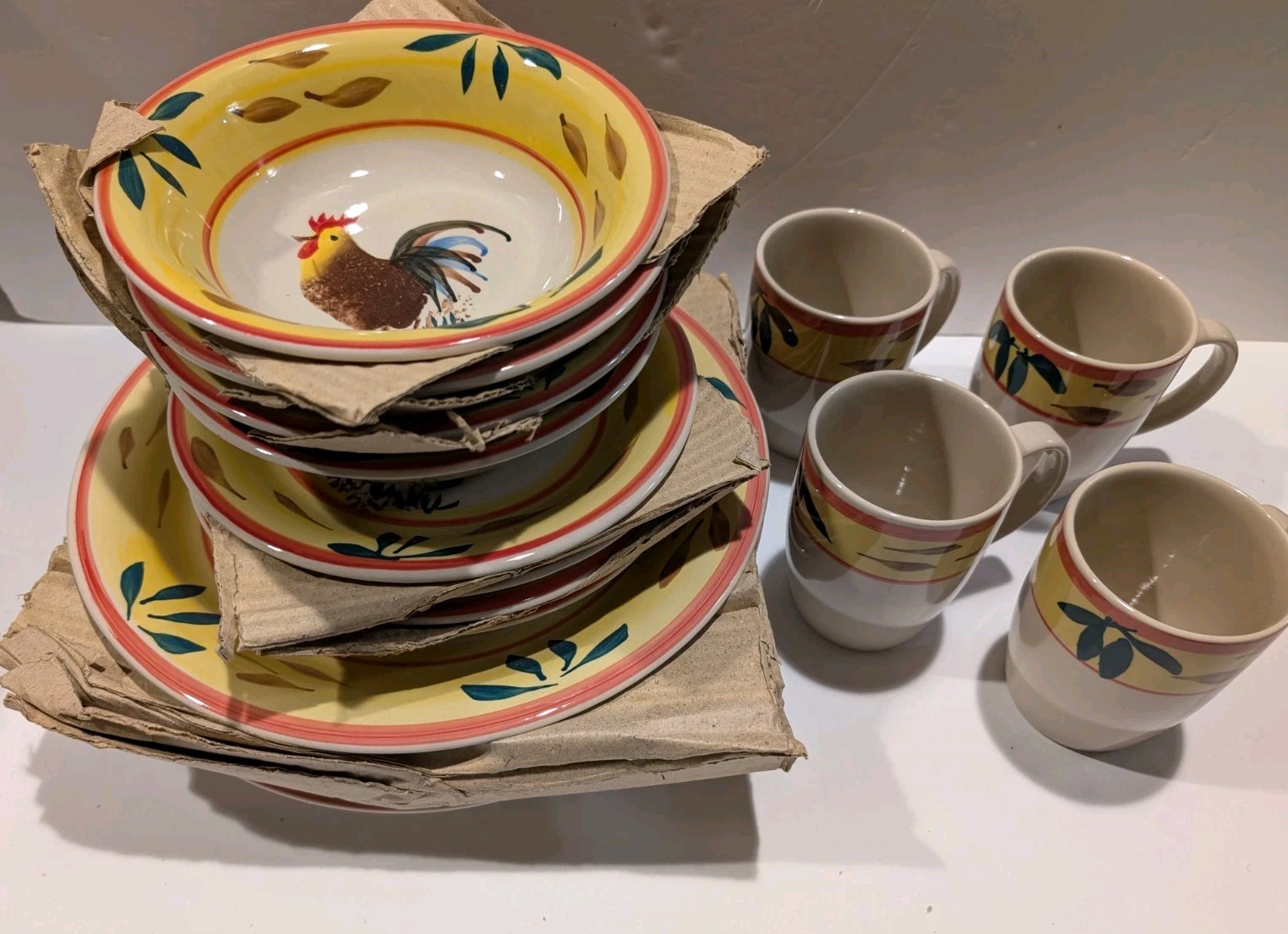 16 PCs NOS Philippe Richard Country View Rooster Dinner Salad Bowl Cup