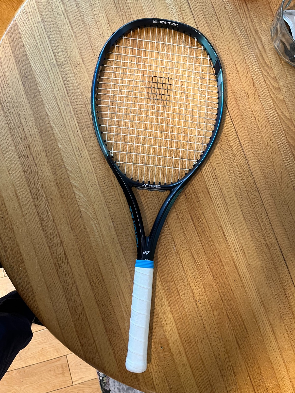YONEX EZONE 100 tennis racquet