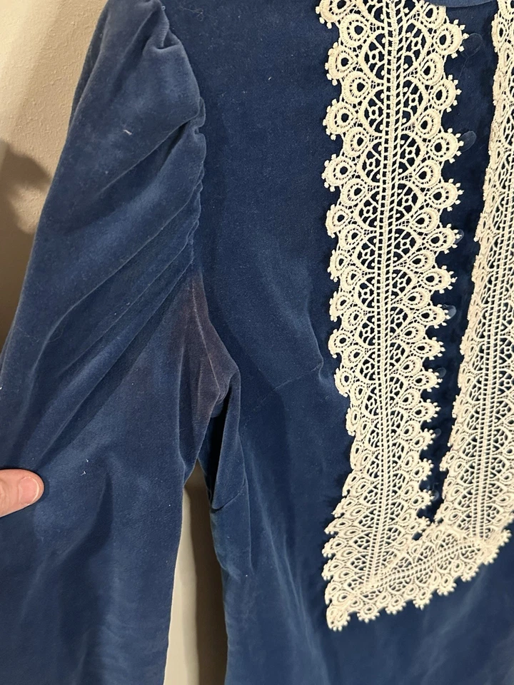 Vintage Blue Velvet Mini Dress Victorian Lace Trim Puff Sleeve 1960s Style - Image 4 of 4