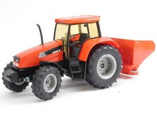 Siku Farmer Traktor Case CS 150 mit Kuhn Axera-H 1102 EMC Düngerstreuer 1/32