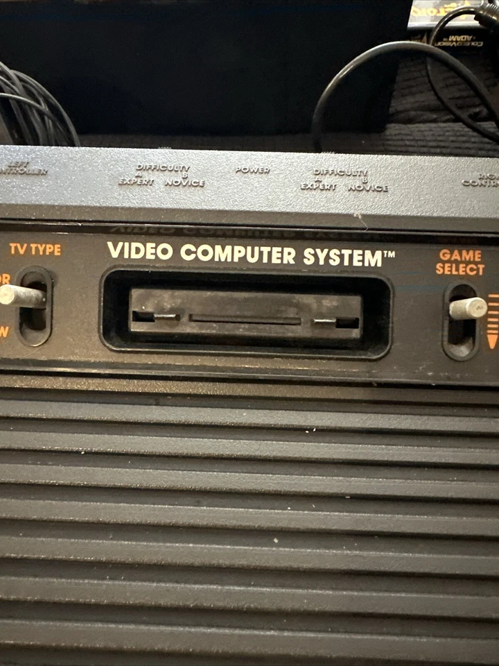 Darth Vader Black Atari 2600 With 17 Games, Manuals & Controllers - Image 4 of 4