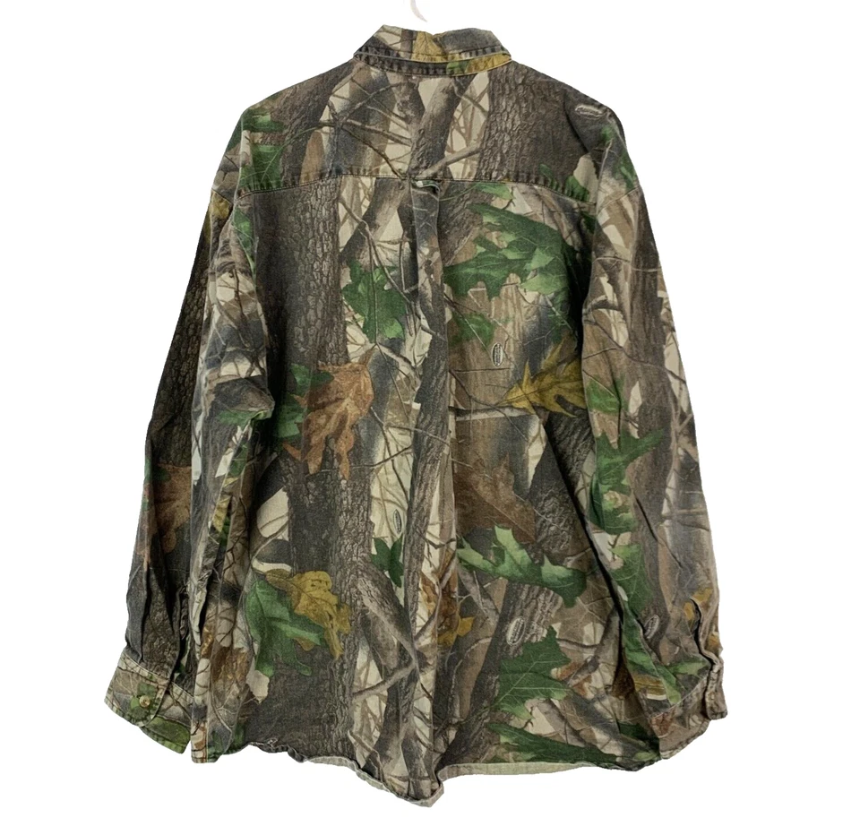 Liberty Realtree Hardwoods Camo Button Long Sleeve Shirt XL - Image 4 of 4