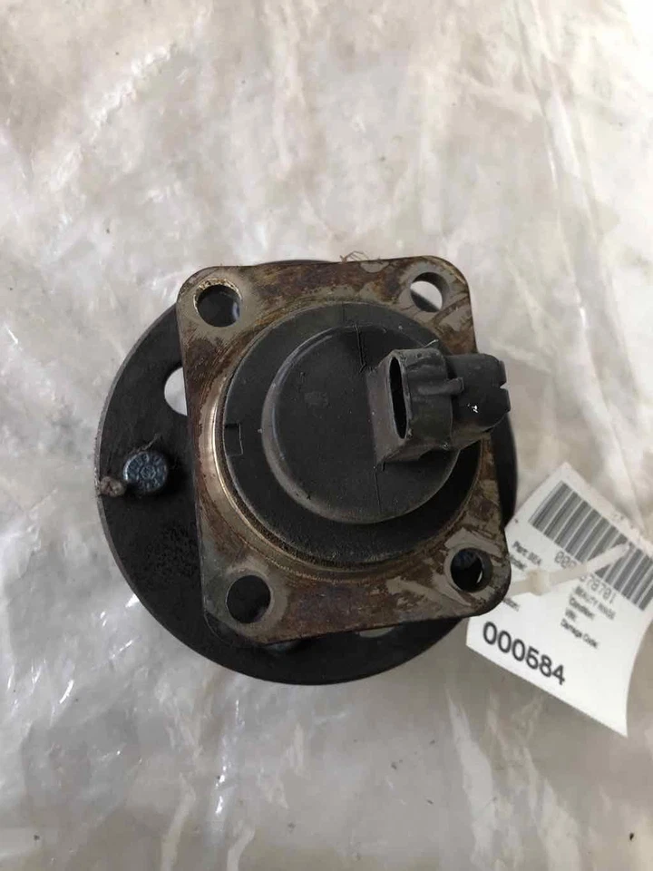 1991 - 2004 年凯迪拉克 SEVILLE SLS 后轮轮毂和轴承总成驱动器左 — 第 2/4 张图片