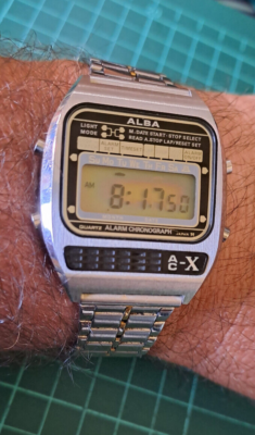 Rare Vintage (1979) Alba by Seiko Y446-4000 Watch LCD *AC-X* Very