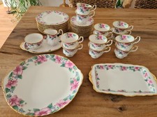 Royal Albert Lydia Kaffeeservice für 12  Personen bestehend aus 41 Teilen