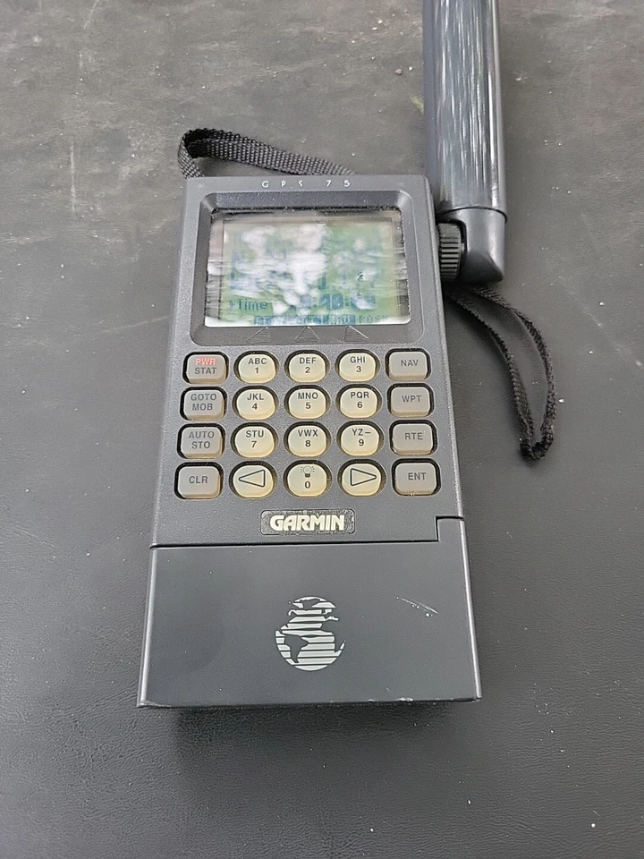 Garmin GPS 75 Personal Navigation Bundle With Torn Case Marine Hiking Fishing Te - Image 4 of 4