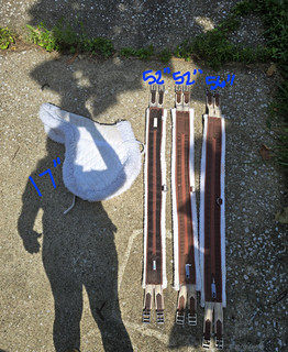 Lot Of Cloth Girths And Ogilvy Hunter Show Pad