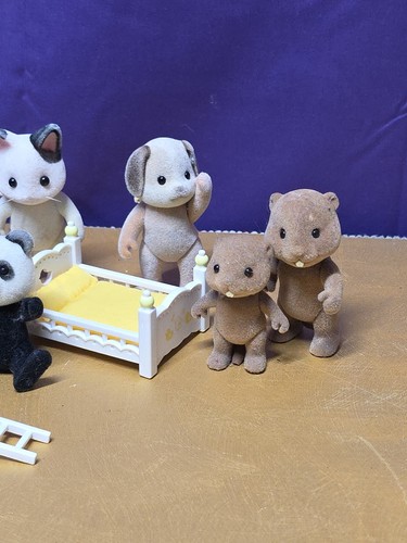 Calico Critters Sylvanian Families Figure Toy Lot Beaver Lamb Dog Cats (Ah) - Picture 5 of 9