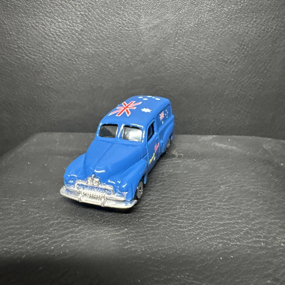 De colección 1953 Holden FJ Van True Blue - por Matchbox Superfast escala 1:64 #37 Foto 2 de 4