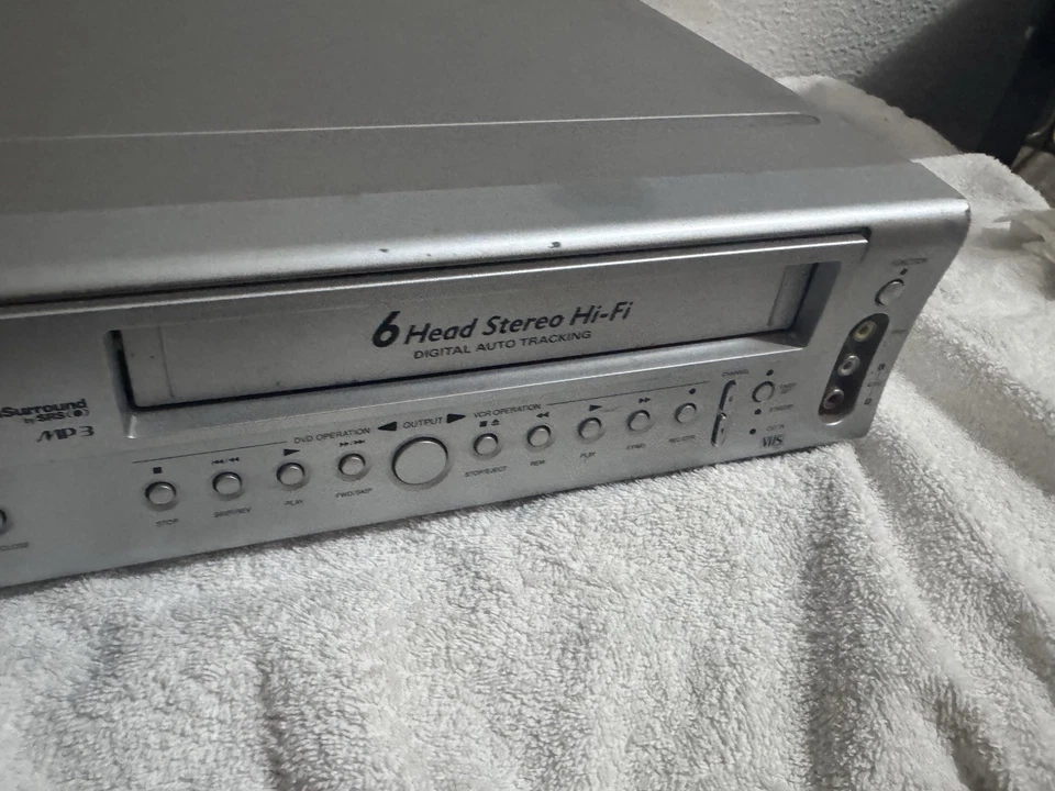 FUNAI Videoregistratore COMBO DVD + VHS 6 TESTINE REVISIONATO SENZA TELECOMANDO - Immagine 3 di 4