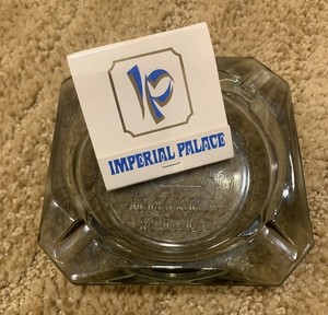 PALACE 灰皿 PALACE BLUNT CERAMIC ASHTRAY | PALACE SKATEBOARDS