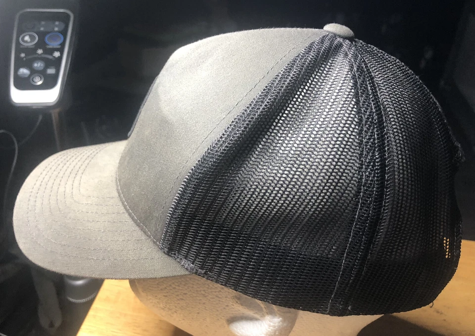 Gorra Nixon Deep Down - Gris y Negro Ajustable Foto 2 de 4