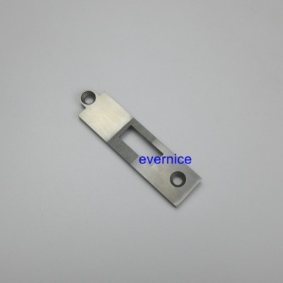 NEEDLE PLATE THROAT PLATE FOR PFAFF 145 #91-048922
