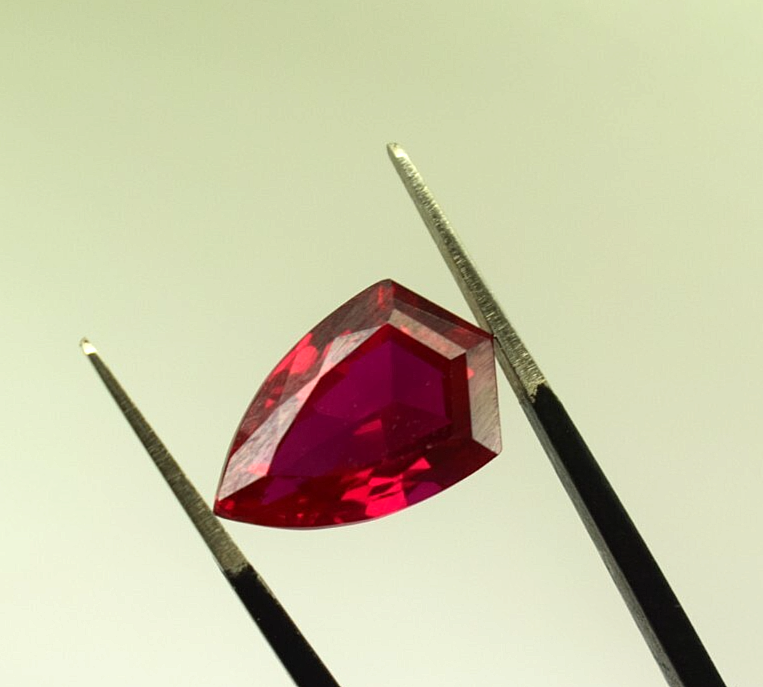 9 Ct Natural Blood Red Mozambique Ruby Fancy Cut Certified Flawless Gem