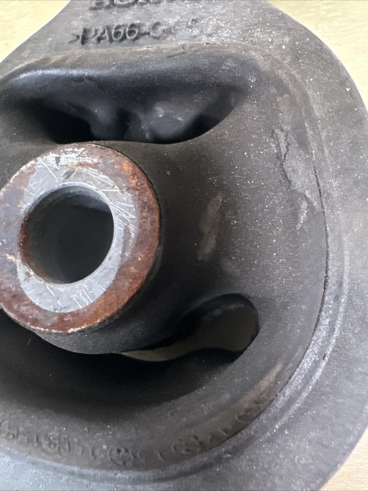 Honda CR-V 2013-2016 montaje del motor delantero derecho OEM Foto 2 de 4