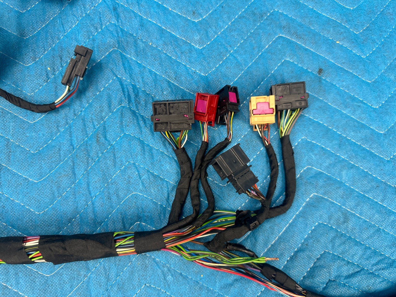 Bentley Continental Flying Spur Front Passenger's Seat Wiring Harness 2009 OEM