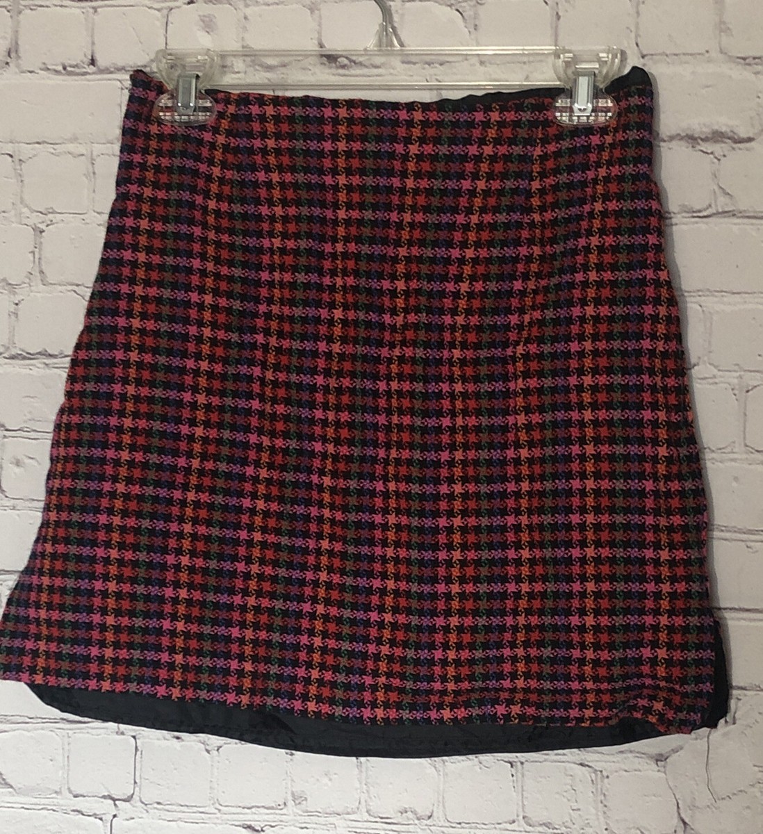 Boston Proper Plaid Short Pencil Skirt Size 6 Black Red Pink Blue