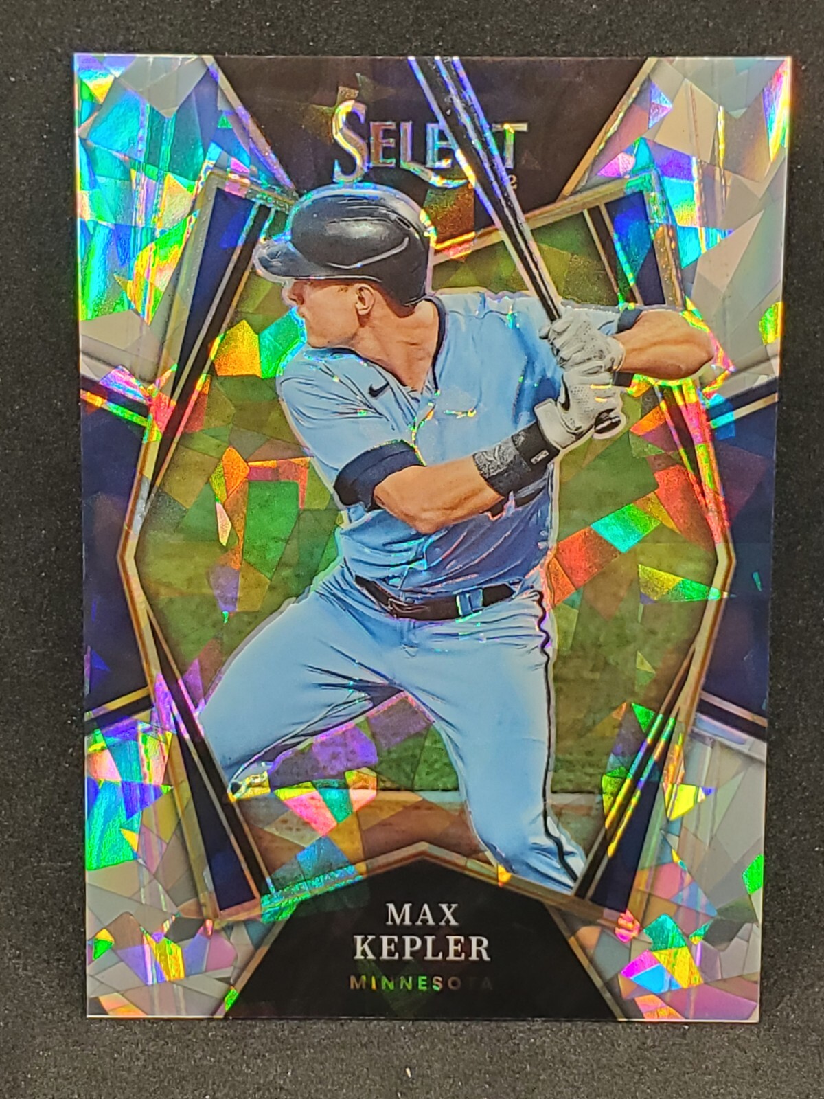 2022 Panini Select Cracked Ice Max Kepler/25 Premier Level Prizm Minnesota Twins