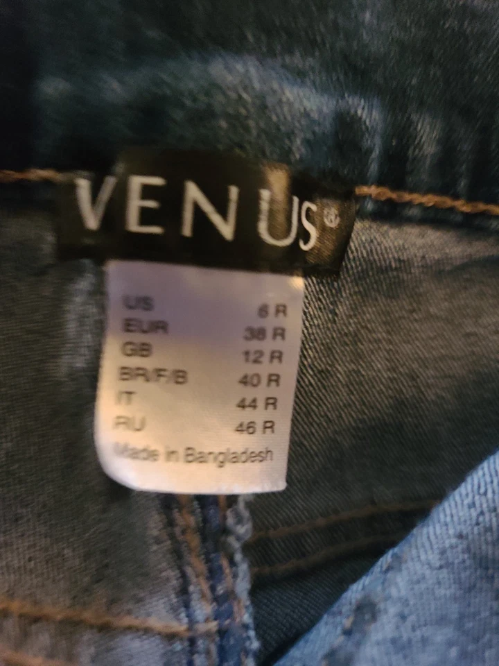 Jeans feminino Venus perna skinny, tamanho 6R azul, elástico, costura interna 29" - Imagem 4 de 4