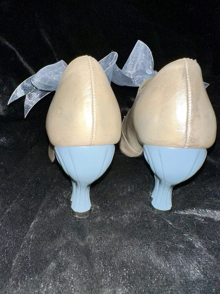 John Fluevog Vintage Comunicação Celestial Estella, Salto Dourado/Azul, Tamanho 7.5 - Imagem 4 de 4