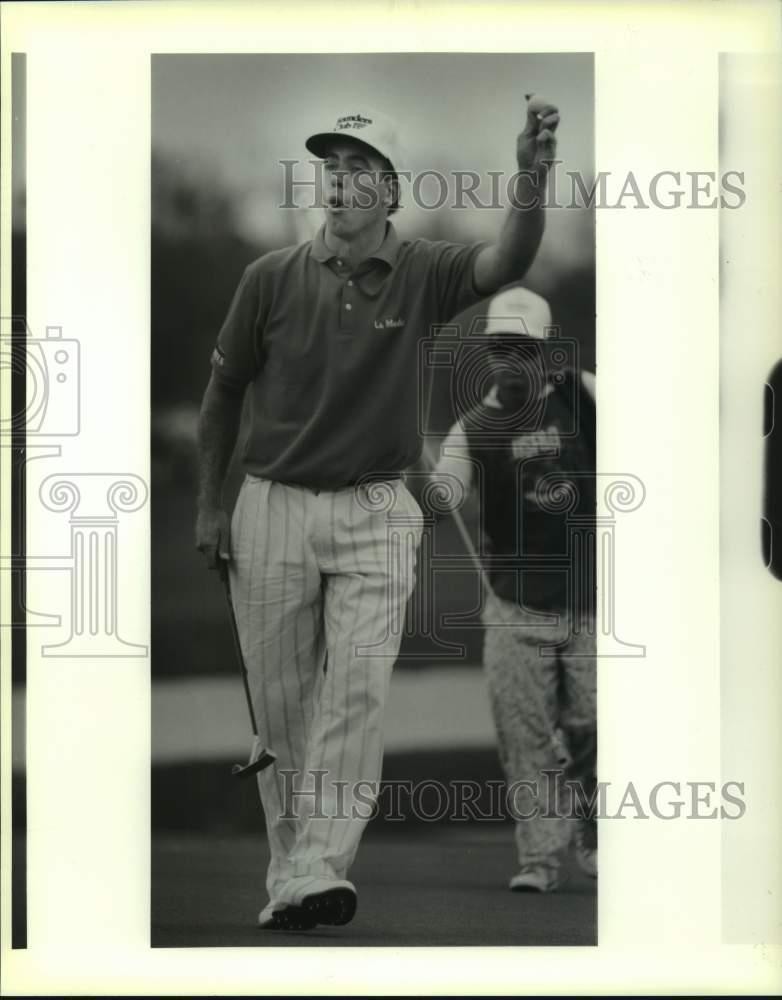 1991 Press Photo Golfer Jim Hallet plays the USF&G Classic - nos14827