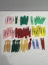 Lot Of 50 Vintage Plastic Multi-Colored Laundry Hanging Clothes Pins