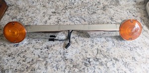 REAR TURN SIGNAL BAR ASSY HARLEY DAVIDSON TOURING FLH BAGGER ULTRA ROADKING