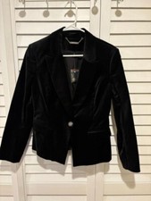 BLACK BLAZER ONE BUTTON SIZE 4