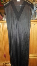 DVF DIANE VON FURSTENBERG BLACK NIGHT/GOWN SLEEP WEAR SIZE SMALL
