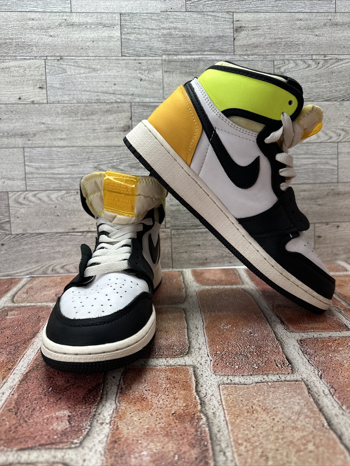 volt 1s on feet