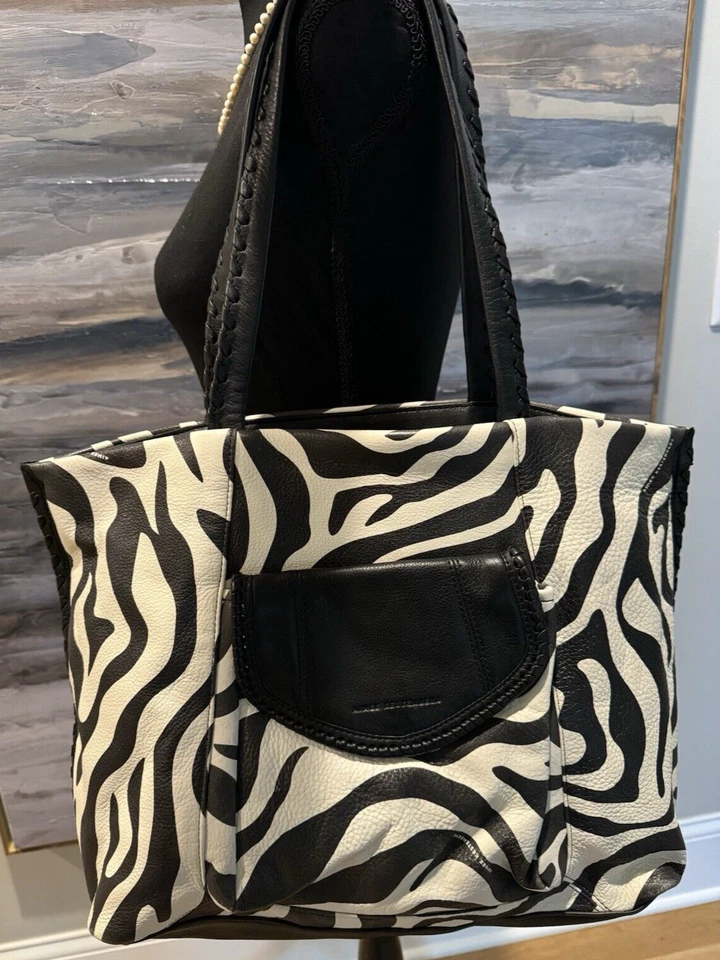 Bolsa tote Aimee Kestenberg All For Love assinatura estampa zebra couro genuíno 