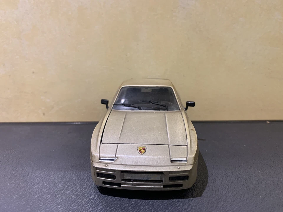 PORSCHE 944 TURBO. Majorette scala 1/24; - Immagine 4 di 4