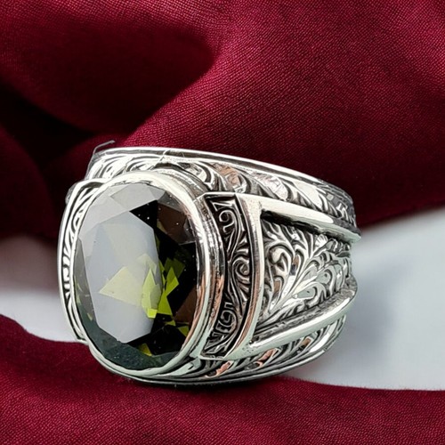 925 Sterling Silver Men's Ring, Peridot Stone Men Ring, Vintage Style Men's Ring - Picture 10 of 11