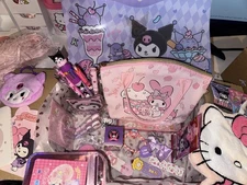 Kawaii Mystery Box Scoop – Cute Japanese Gifts, Toys & Stationery Surprise