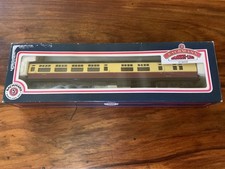 Bachmann OO Gauge 34-502 BR Crimson/Cream 63ft Bulleid Corridor/Open Brake 2nd
